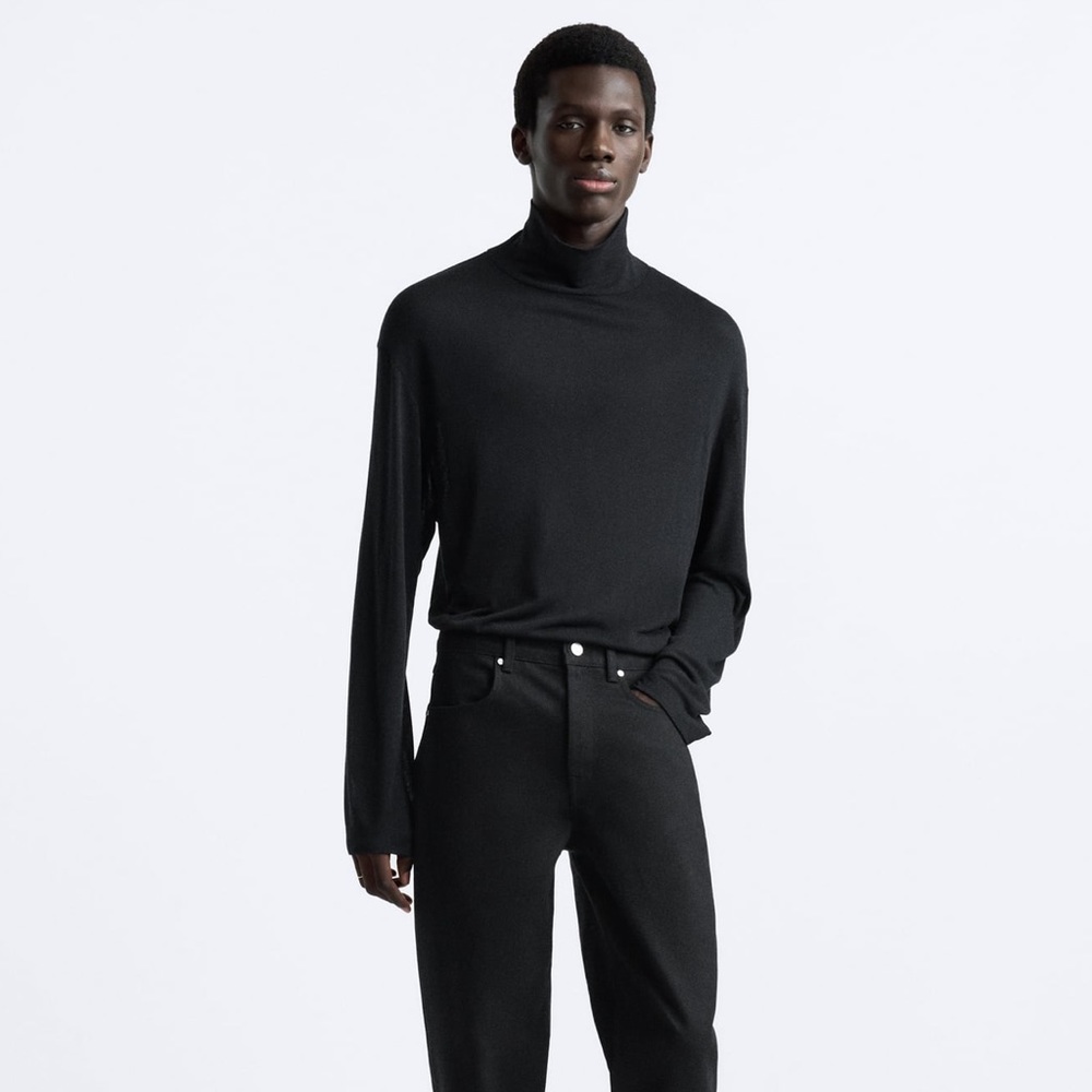 ZARA - HIGH COLLAR TOP LIMITED EDITION